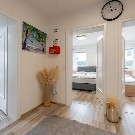 Apartment Kabashi 2 *